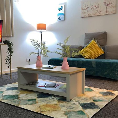 Cosy Private Two Bedroom Apartament In Kensinghton Can Fit Up To 8 Guests London Luaran gambar