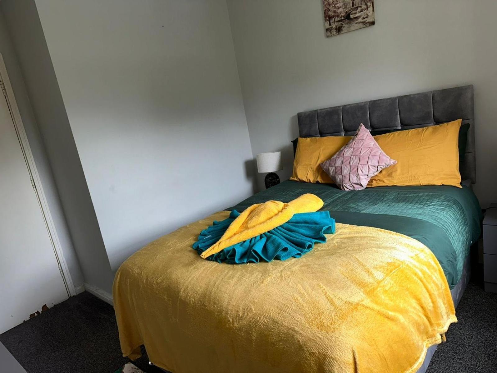Cosy Private Two Bedroom Apartament In Kensinghton Can Fit Up To 8 Guests London Luaran gambar
